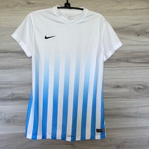 EUC-Women’s Nike Dri Fit SS Tee, M